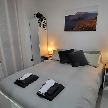Smart Waves Apartment *