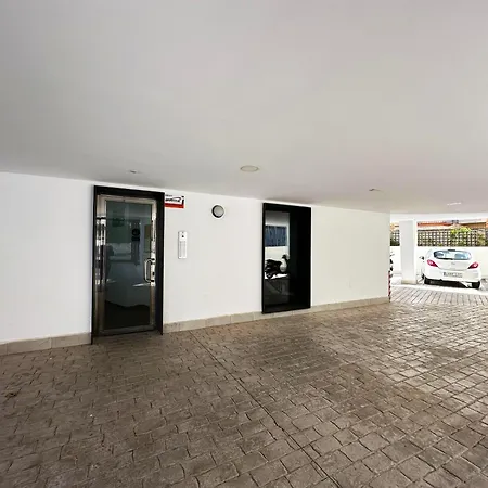 Apartment Smart Waves